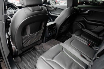 2019 Audi Q8 Premium