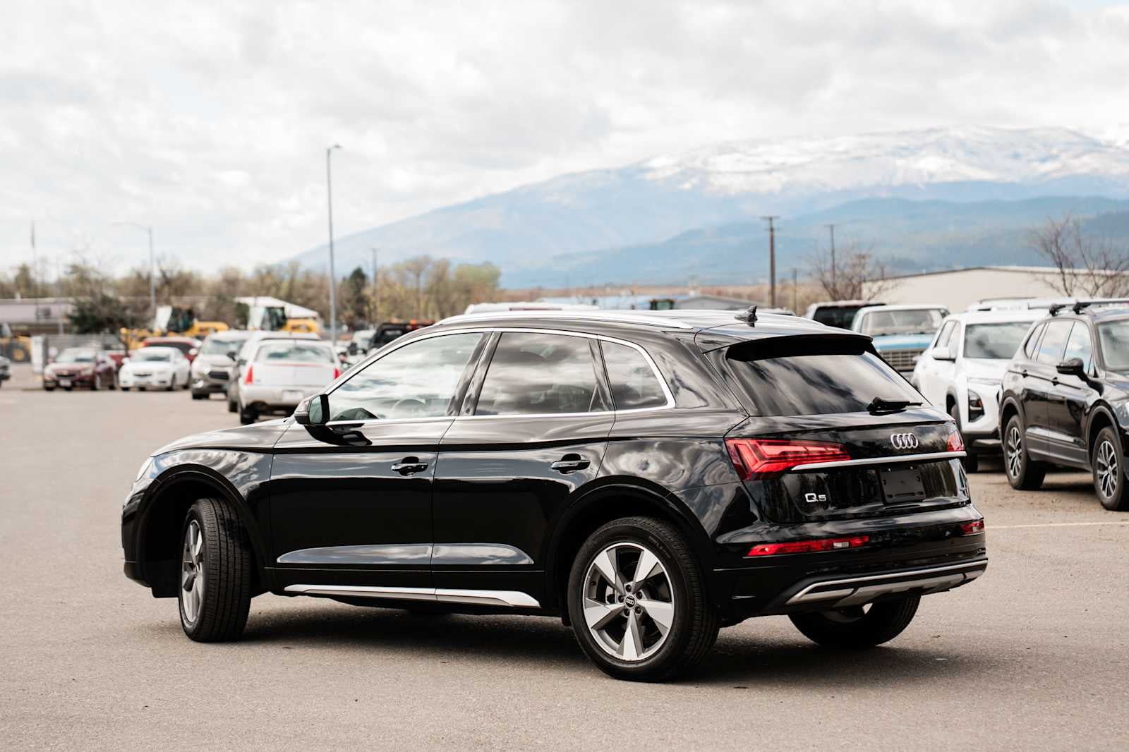 2023 Audi Q5 Premium Plus
