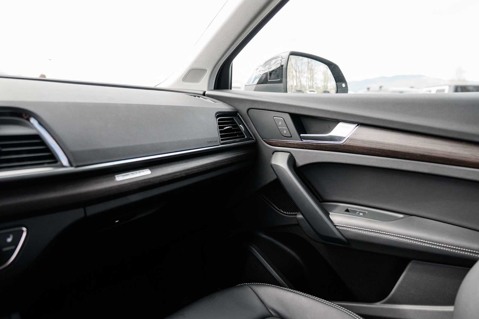 2023 Audi Q5 Premium Plus