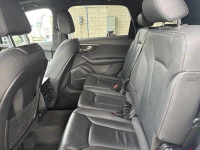 2025 Audi Q7 Premium Plus