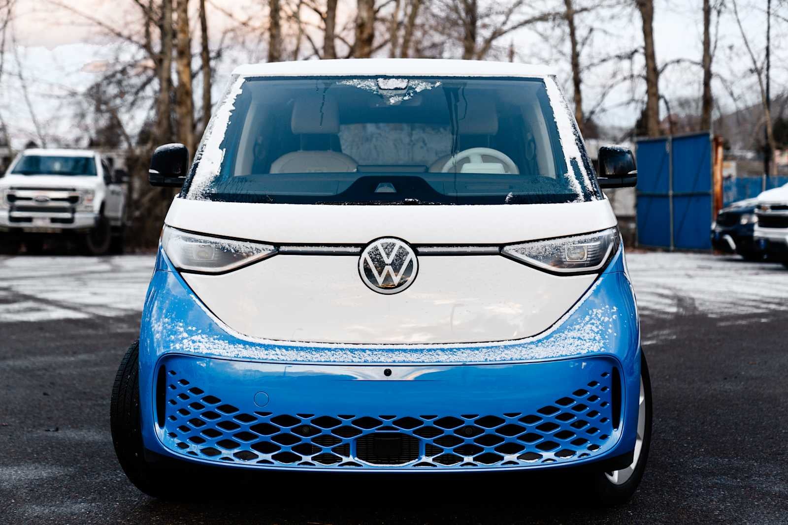 2025 Volkswagen ID. Buzz Pro S Plus AWD