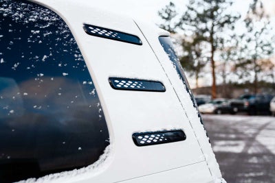 2025 Volkswagen ID. Buzz Pro S Plus AWD