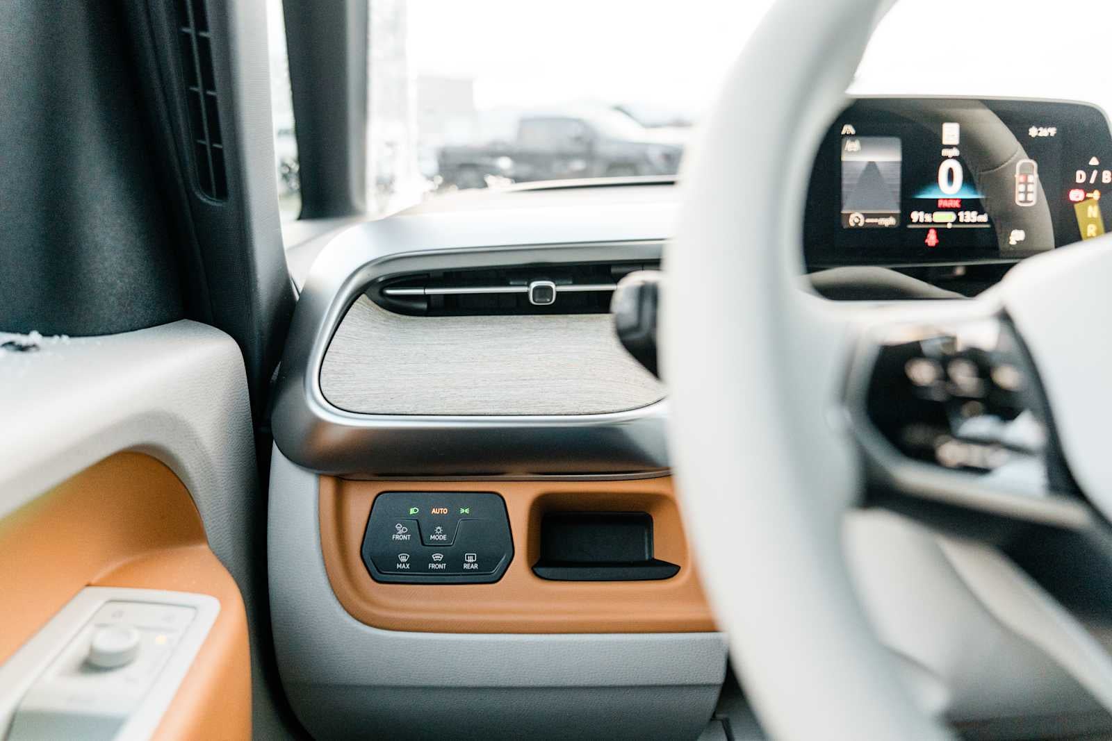 2025 Volkswagen ID. Buzz Pro S Plus AWD