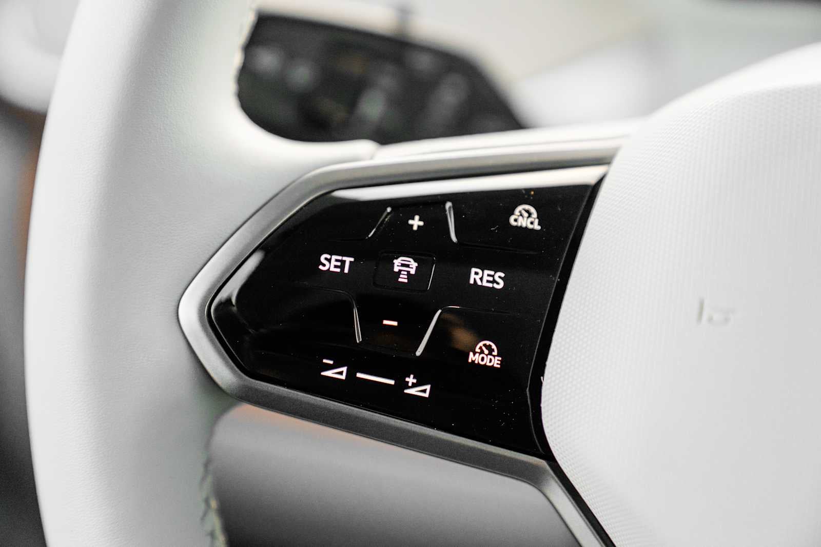 2025 Volkswagen ID. Buzz Pro S Plus AWD