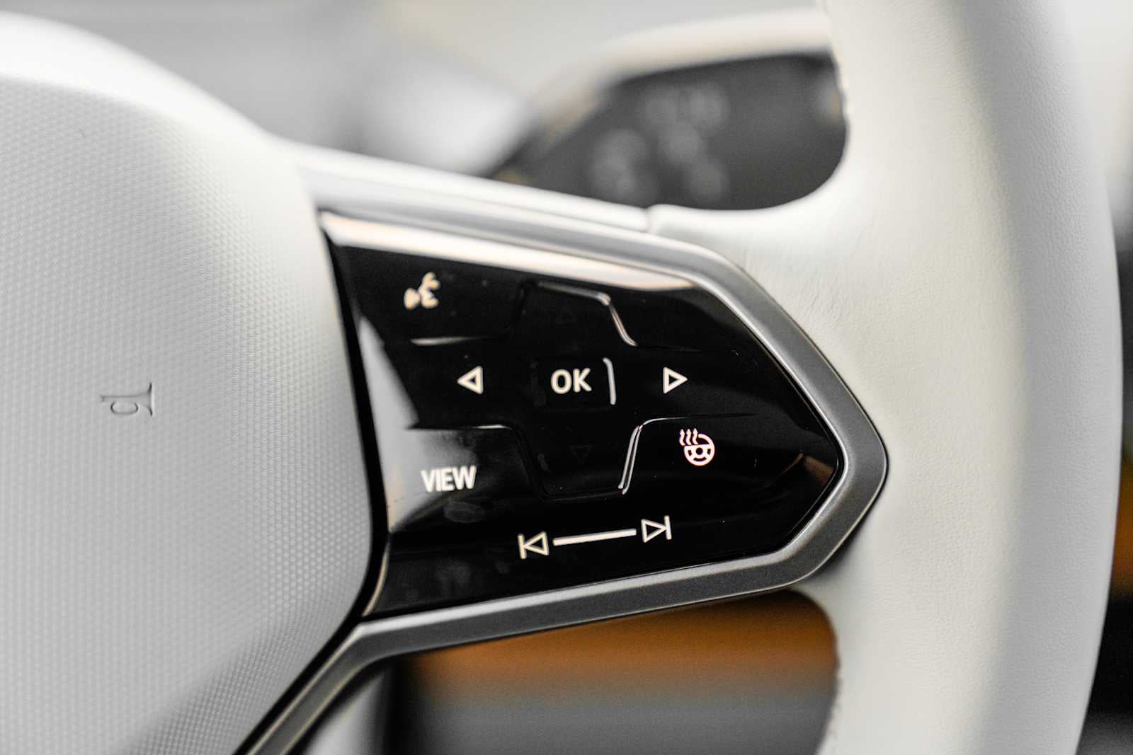 2025 Volkswagen ID. Buzz Pro S Plus AWD