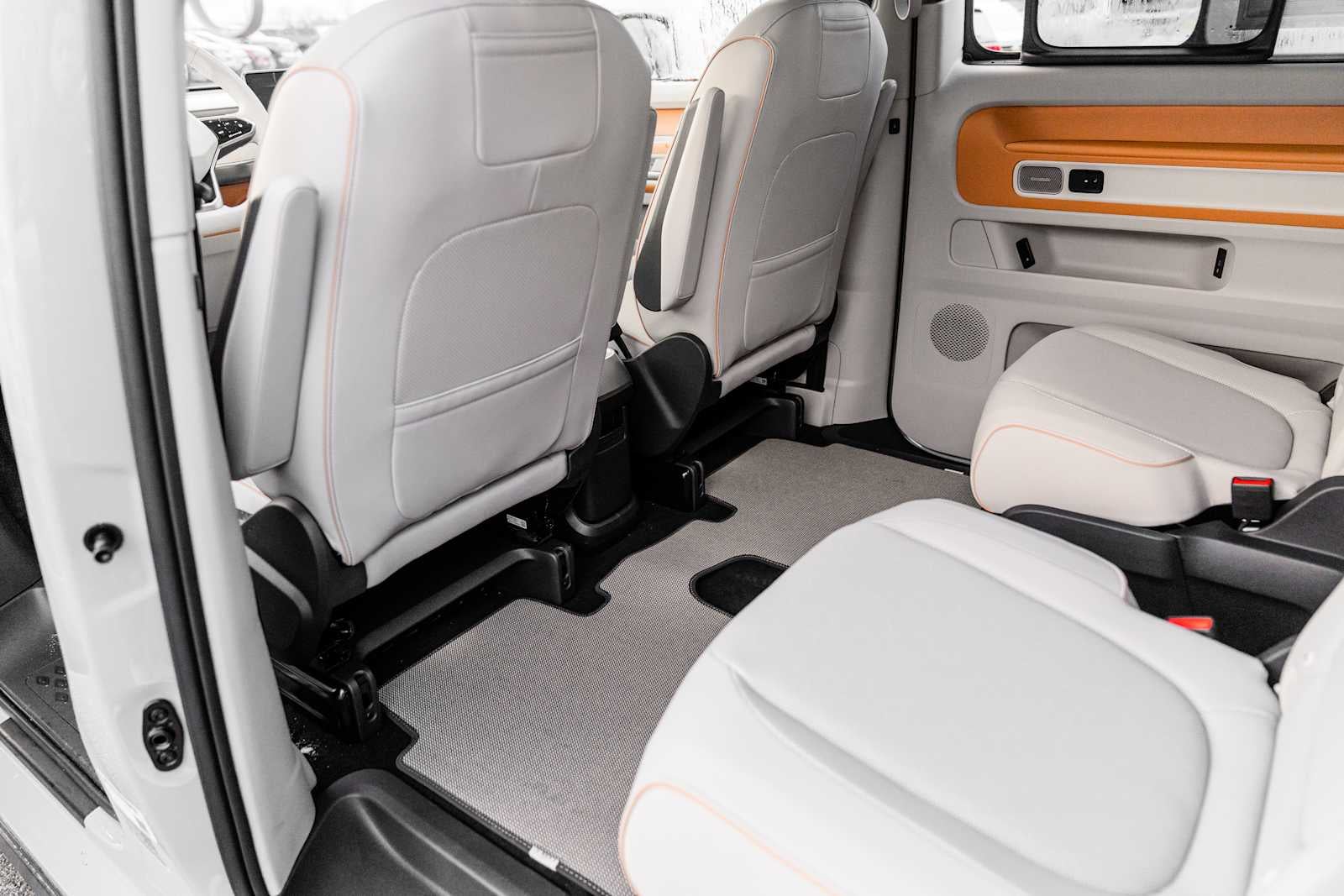 2025 Volkswagen ID. Buzz Pro S Plus AWD