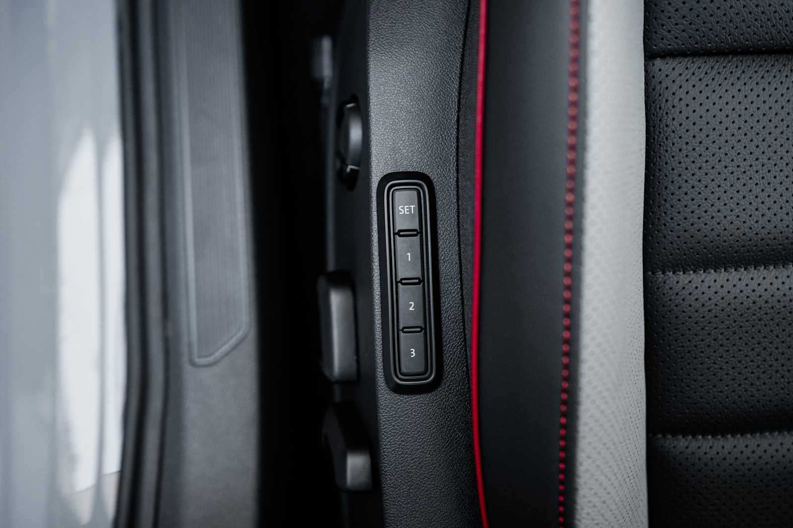 2026 Volkswagen Golf GTI 2.0T SE
