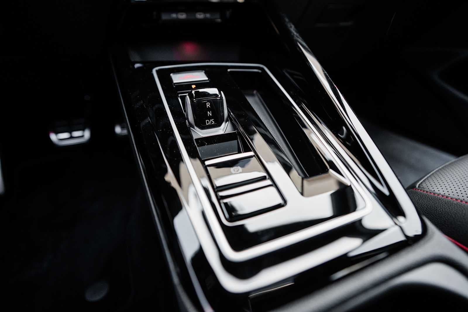 2026 Volkswagen Golf GTI 2.0T SE