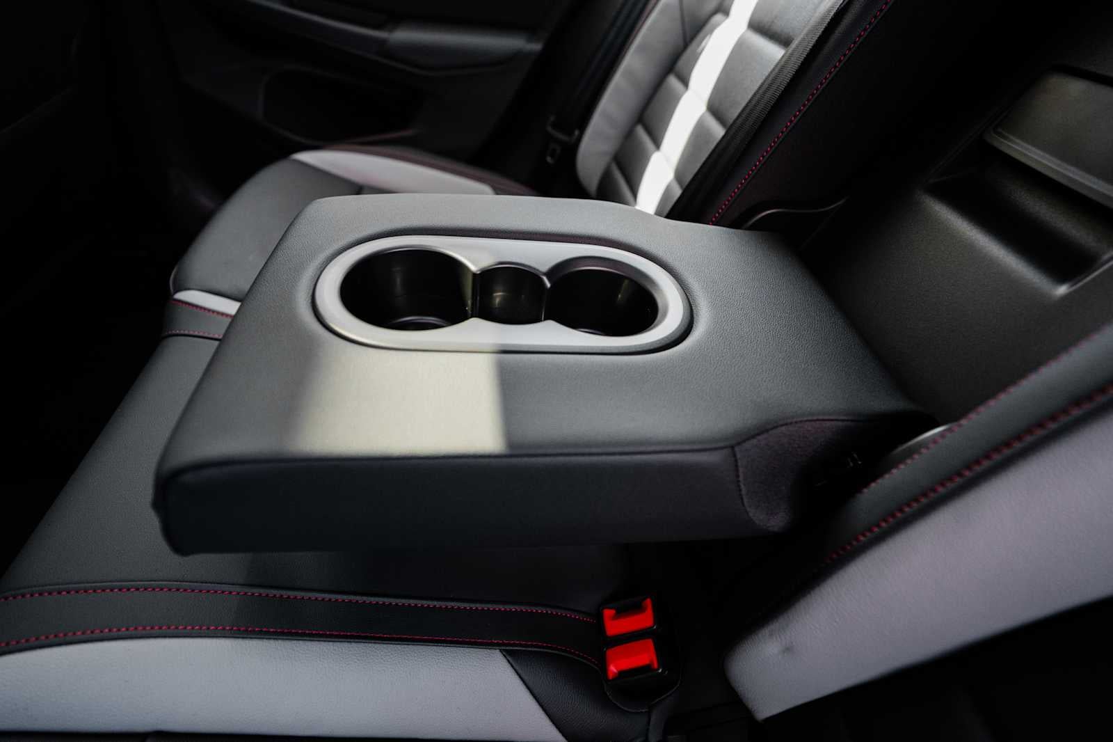 2026 Volkswagen Golf GTI 2.0T SE