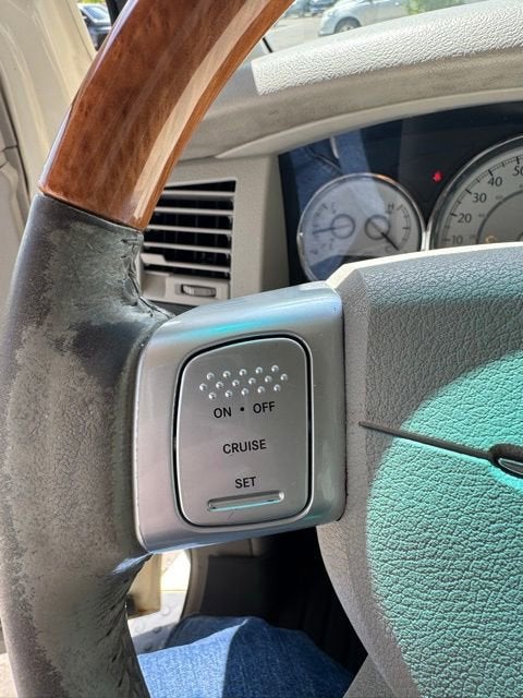 2008 Chrysler Aspen Limited