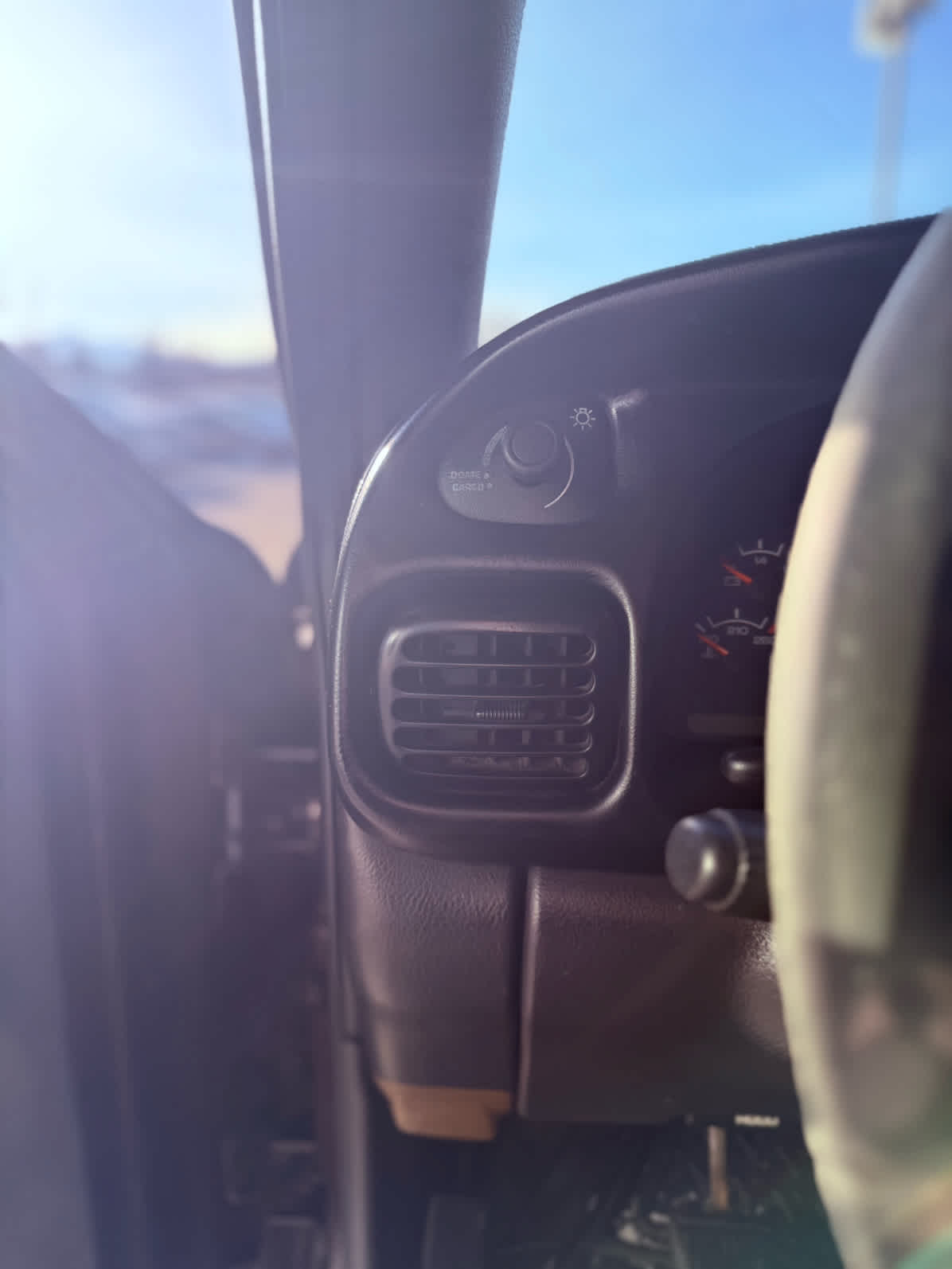 1998 Dodge Ram 2500 4dr Quad Cab 139" WB HD 4WD