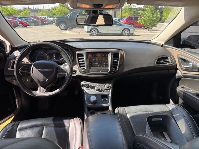 2016 Chrysler 200 C