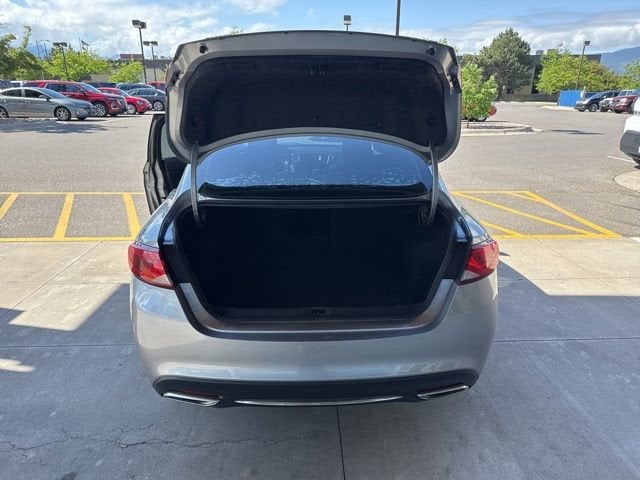 2016 Chrysler 200 C