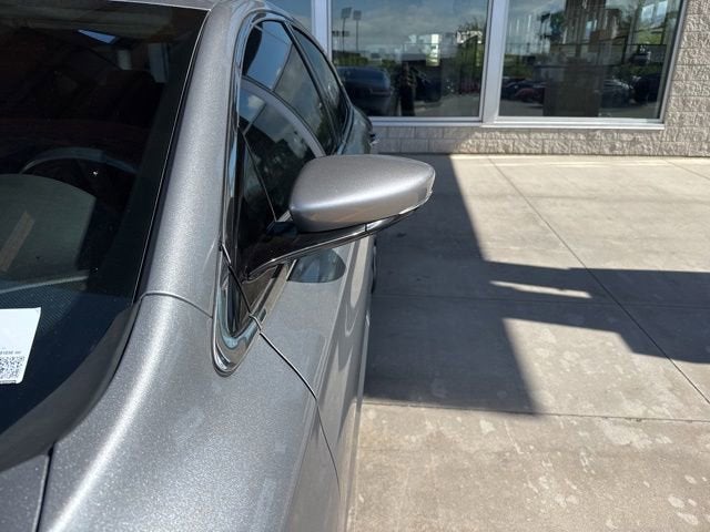 2016 Chrysler 200 C