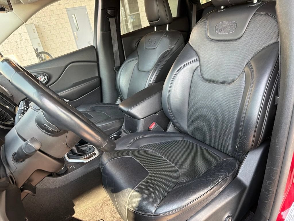 2017 Jeep Cherokee Overland