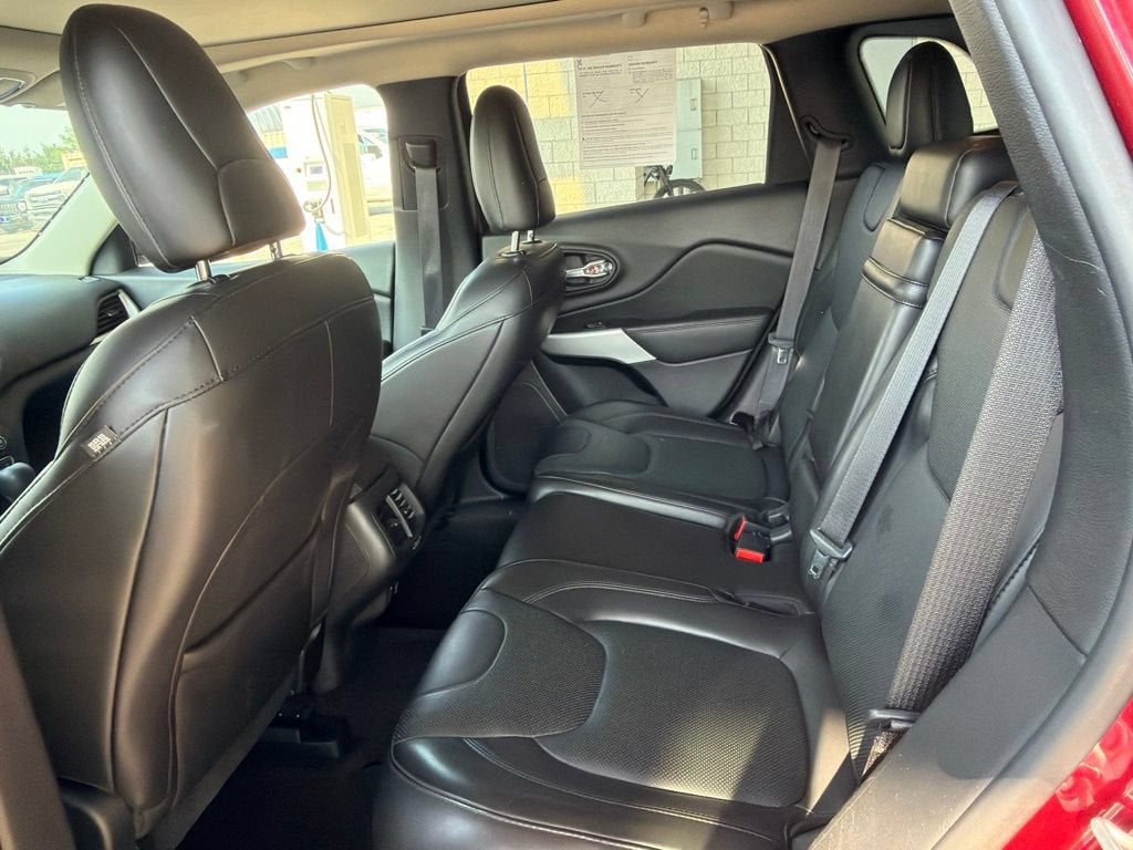 2017 Jeep Cherokee Overland