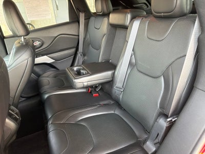 2017 Jeep Cherokee Overland