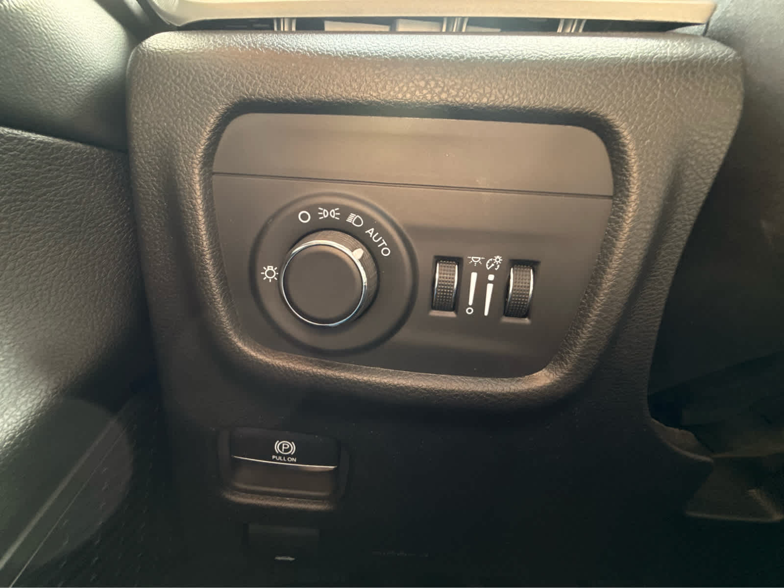 2024 Jeep Grand Cherokee Laredo 4x4