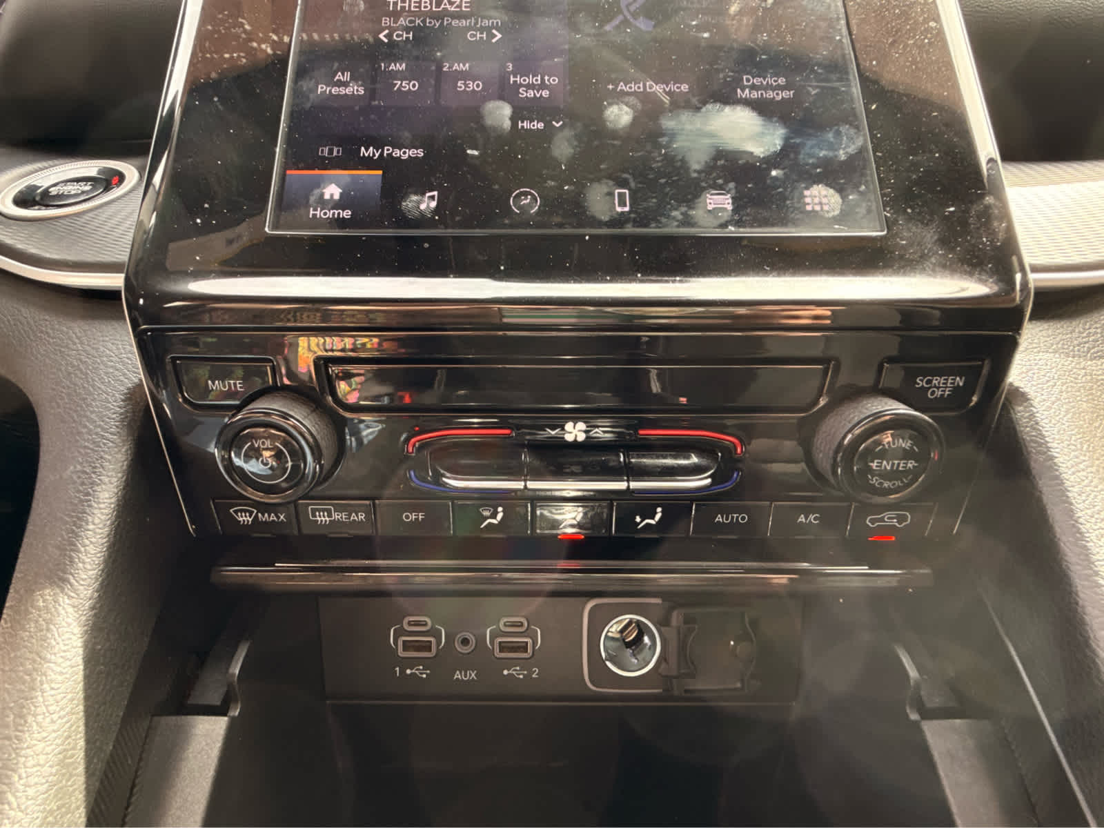 2024 Jeep Grand Cherokee Laredo 4x4