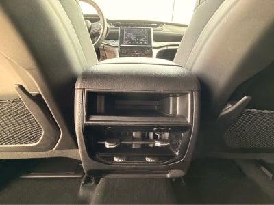 2024 Jeep Grand Cherokee Laredo 4x4