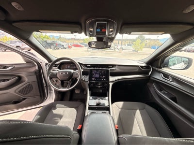 2024 Jeep Grand Cherokee Laredo 4x4
