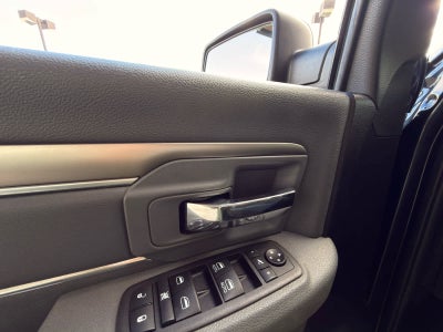 2017 RAM 1500 Big Horn Crew Cab 4x4 6'4" Box
