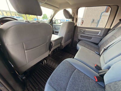 2017 RAM 1500 Big Horn Crew Cab 4x4 6'4" Box
