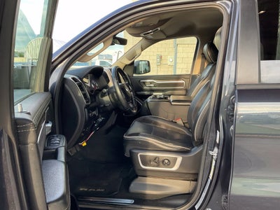 2019 RAM 1500 Laramie Quad Cab 4x4 6'4" Box