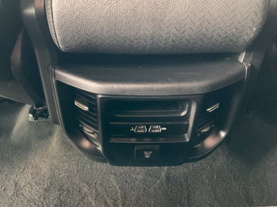 2019 RAM 1500 Laramie Quad Cab 4x4 6'4" Box