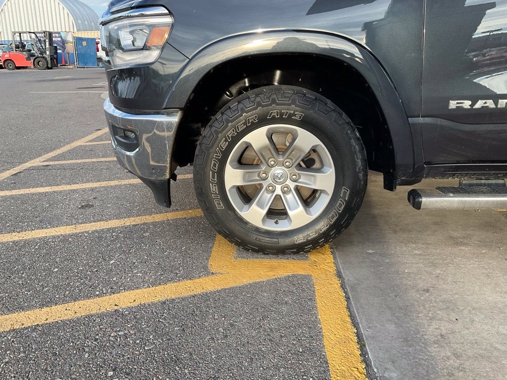 2019 RAM 1500 Laramie Quad Cab 4x4 6'4" Box