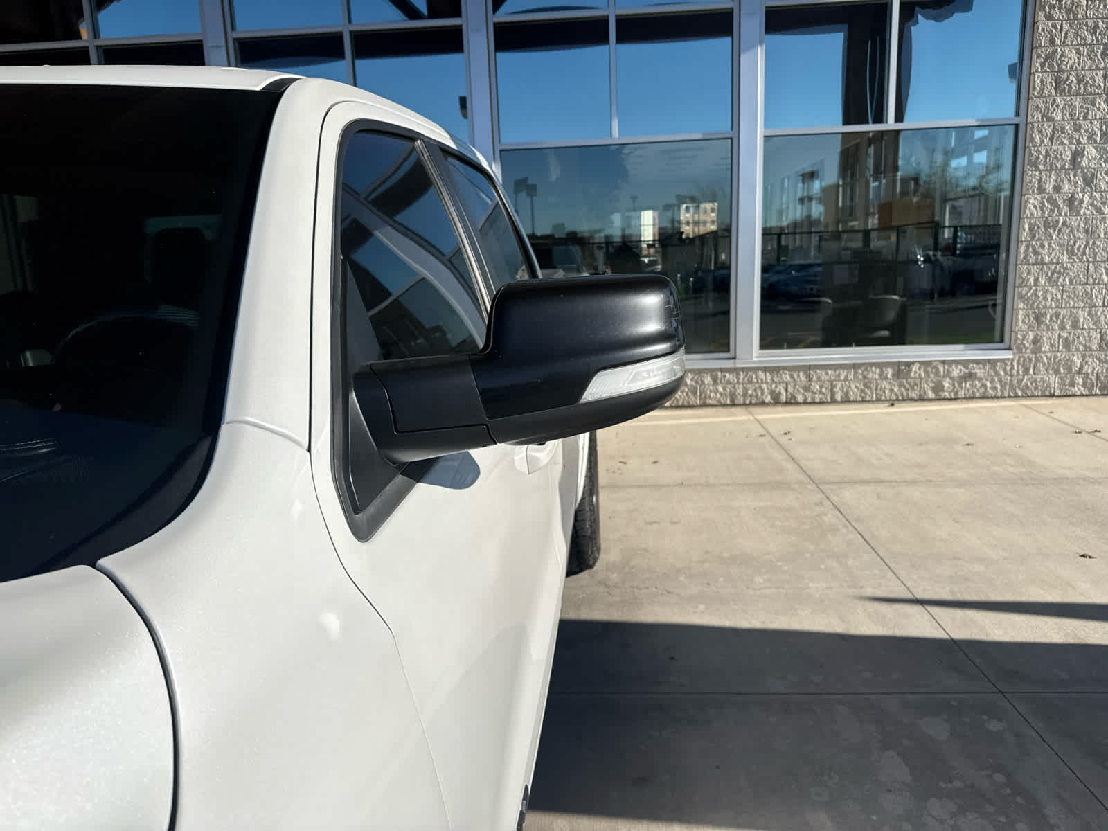 2021 RAM 1500 Limited Crew Cab 4x4 5'7" Box