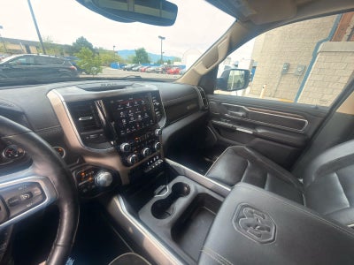 2019 RAM 1500 Laramie Crew Cab 4x4 5'7" Box