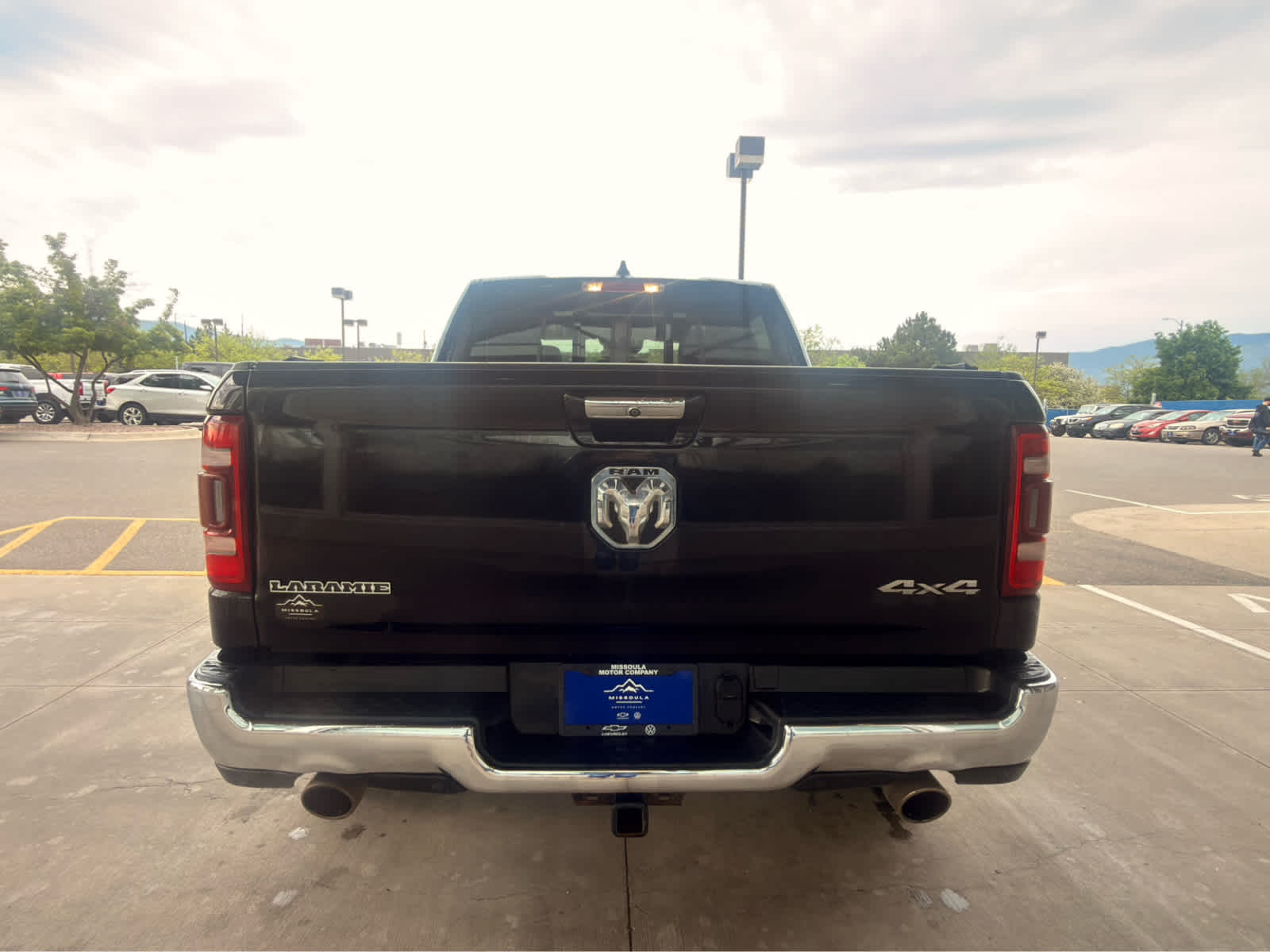2019 RAM 1500 Laramie Crew Cab 4x4 5'7" Box