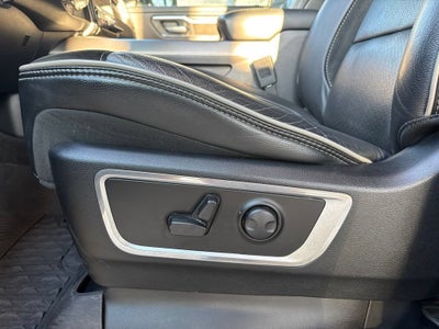 2024 RAM 1500 Laramie Crew Cab 4x4 5'7" Box