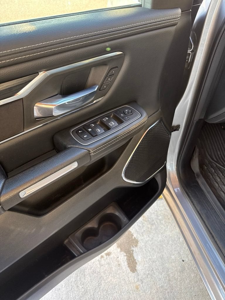 2024 RAM 1500 Laramie Crew Cab 4x4 5'7" Box