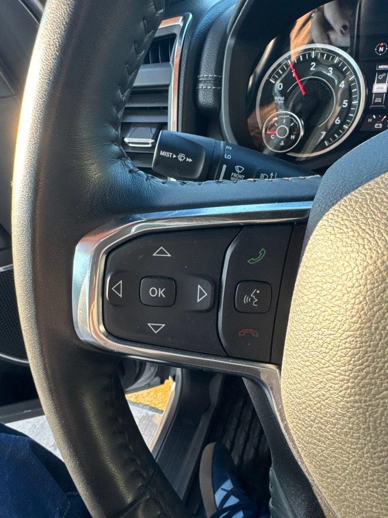 2024 RAM 1500 Laramie Crew Cab 4x4 5'7" Box