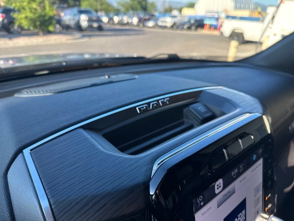 2024 RAM 1500 Laramie Crew Cab 4x4 5'7" Box