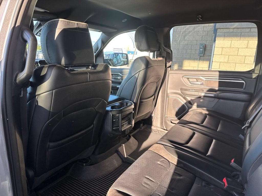 2024 RAM 1500 Laramie Crew Cab 4x4 5'7" Box