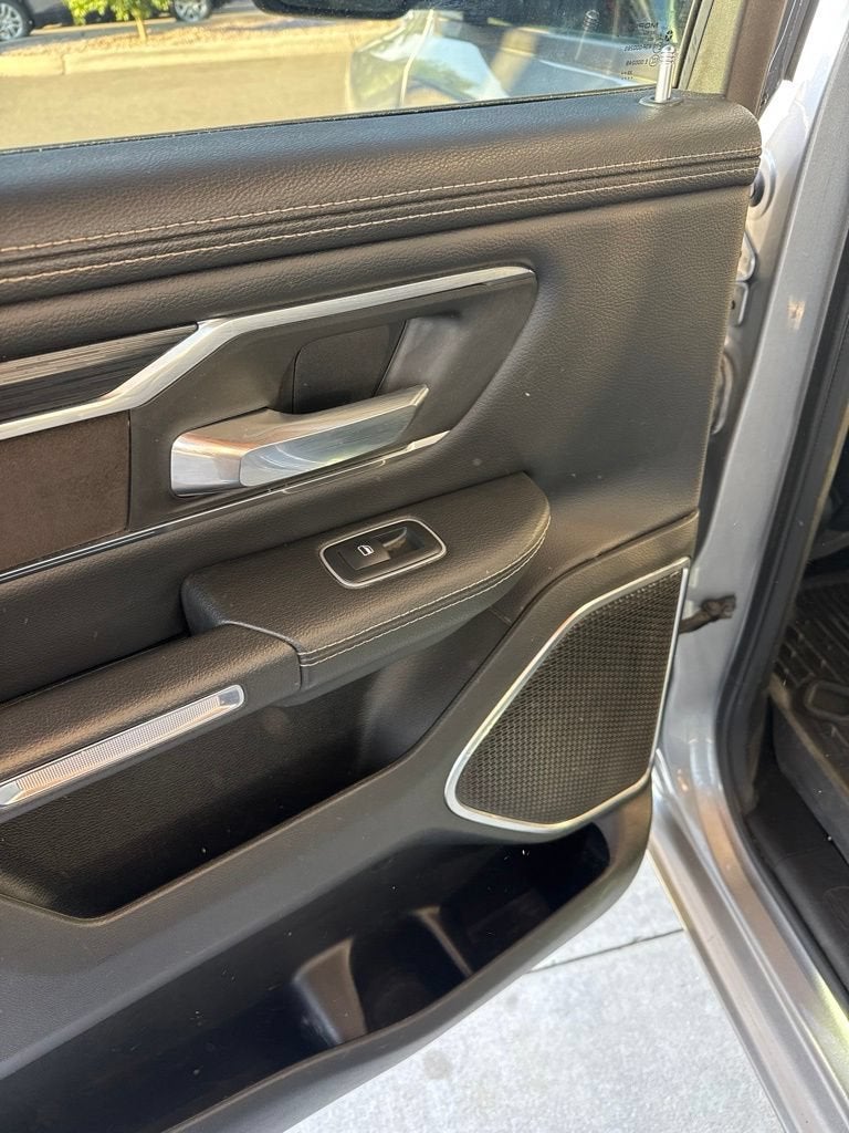 2024 RAM 1500 Laramie Crew Cab 4x4 5'7" Box
