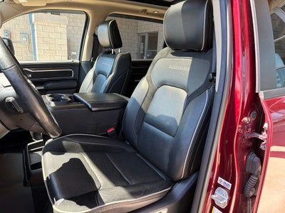 2020 RAM 1500 Laramie Crew Cab 4x4 6'4" Box