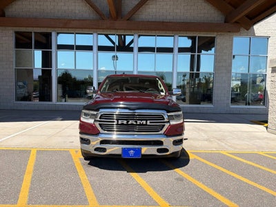 2020 RAM 1500 Laramie Crew Cab 4x4 6'4" Box