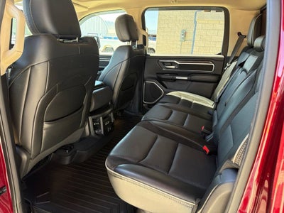 2020 RAM 1500 Laramie Crew Cab 4x4 6'4" Box