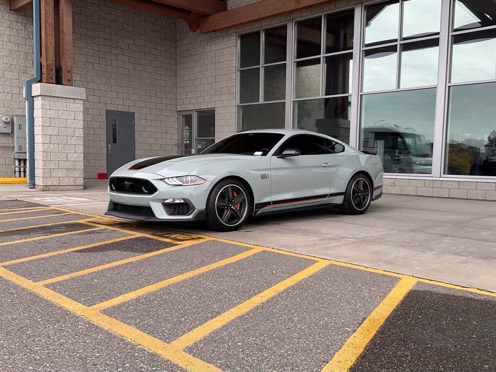 2022 Ford Mustang Mach 1