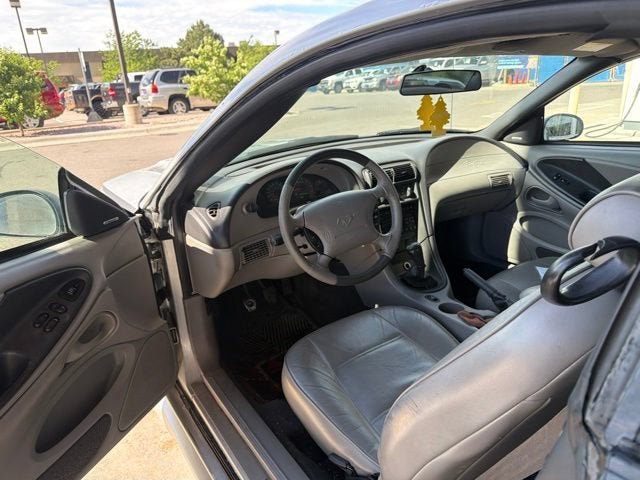 2003 Ford Mustang Standard