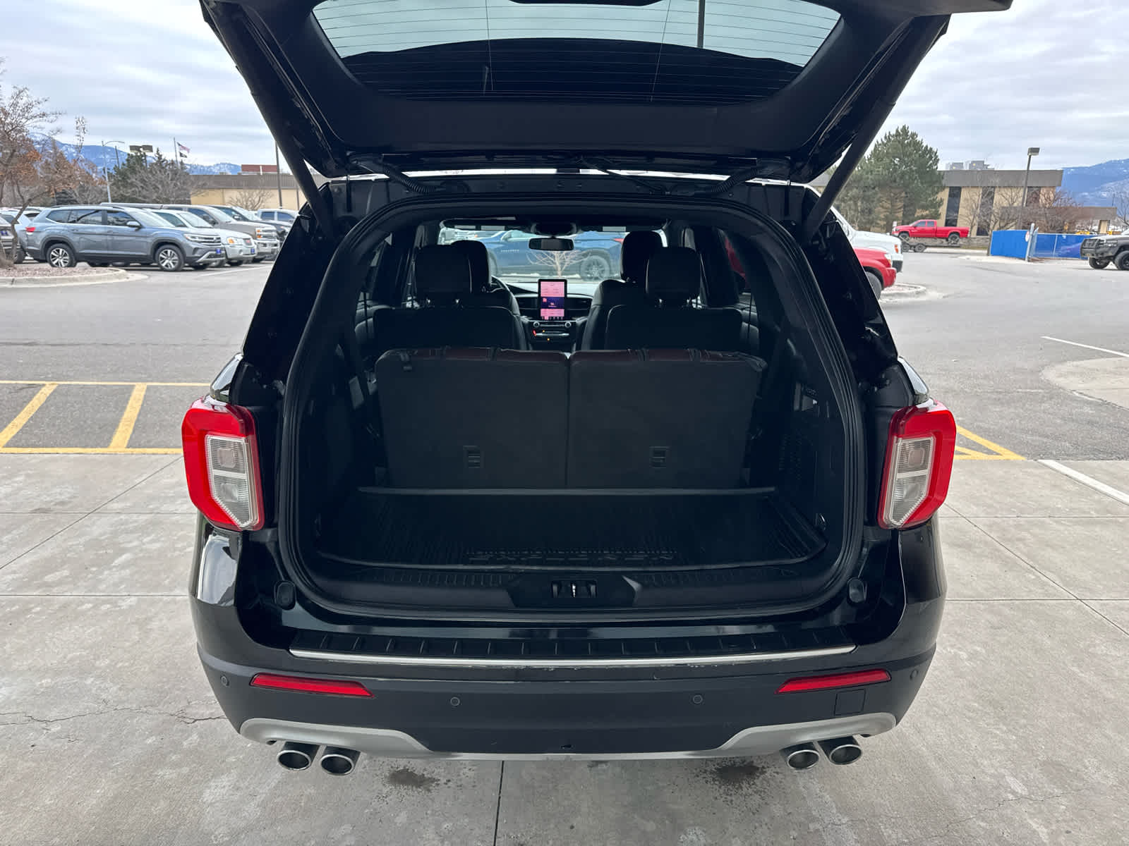 2022 Ford Explorer Platinum