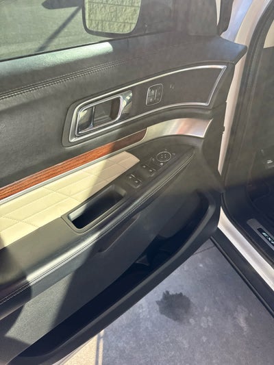 2017 Ford Explorer Platinum