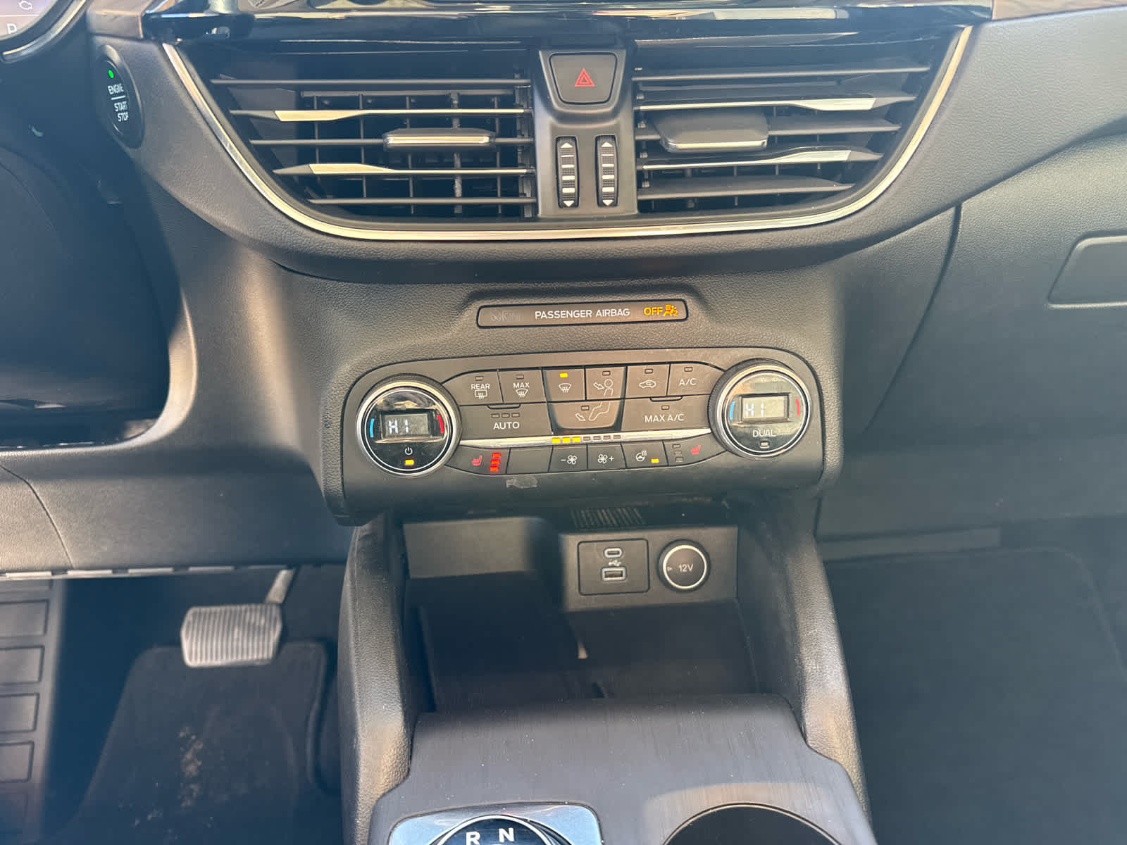 2020 Ford Escape Titanium Hybrid