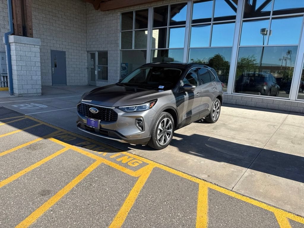2024 Ford Escape Platinum