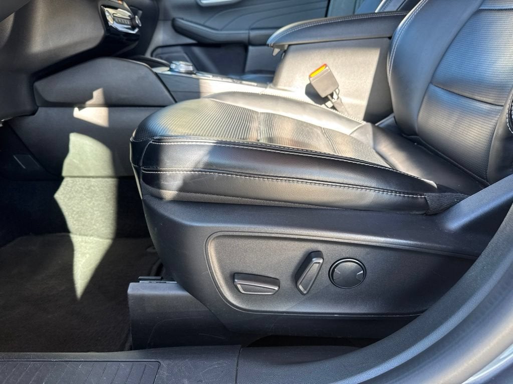 2024 Ford Escape Platinum
