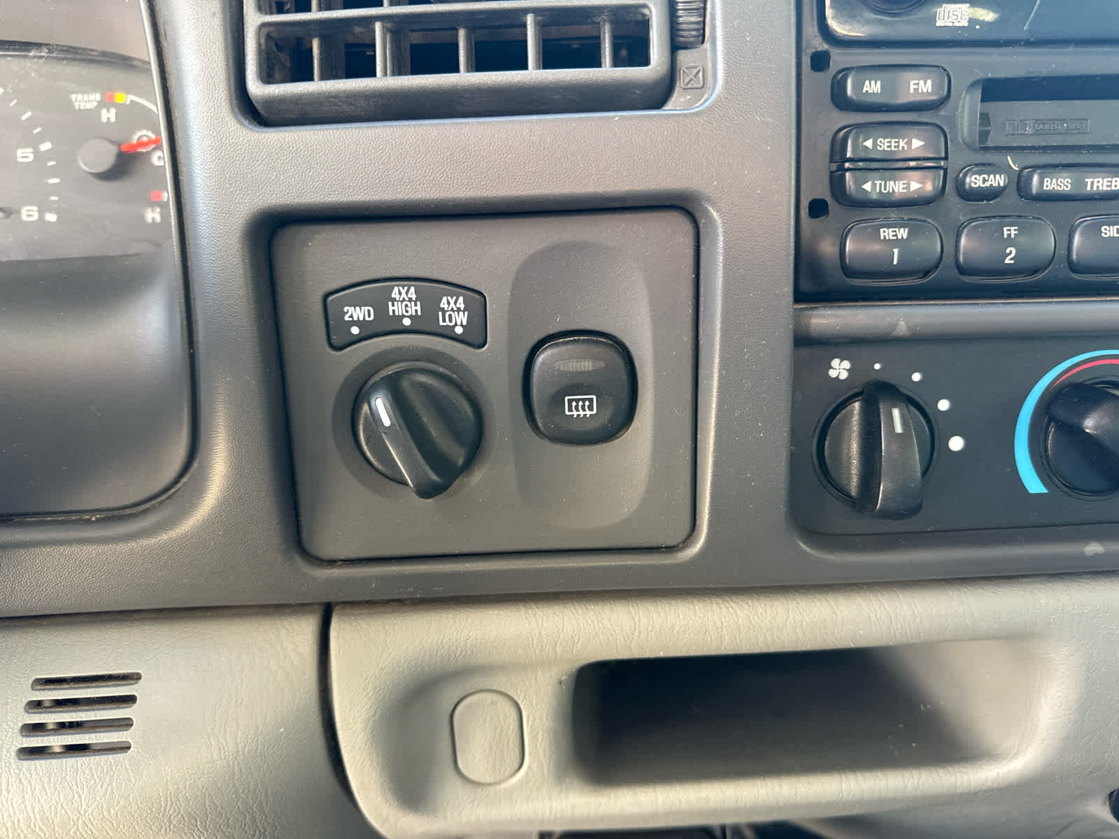 2002 Ford Excursion XLT Spec. Service